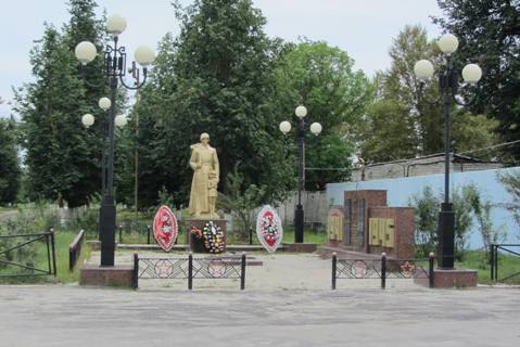 Старь. Памятник воинам В.О.В.