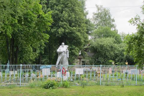 Задубенье. Памятник В.О.В.